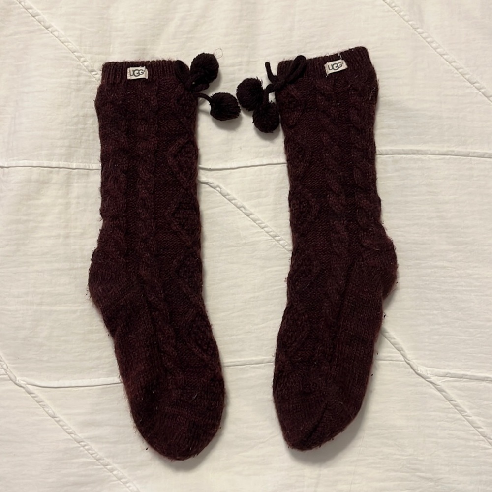 UGG cozy socks, burgundy